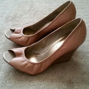 BCBG Wedges Size 7