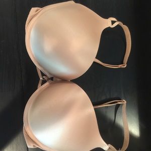 Victoria's Secret Bombshell 34D