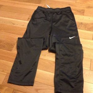 Nike thermafit sweatpants