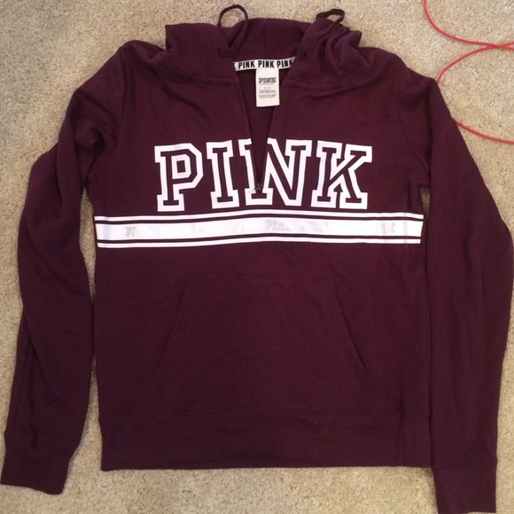 BN Limited edition half zip in maroon size small