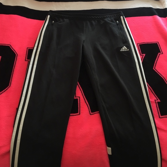 🎀 PRICE DROP 🎀 Adidas Track Pants
