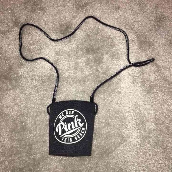 Cup holder thing