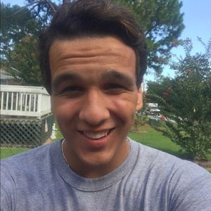 Meet your Posher, Jonathan