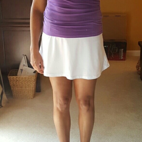 Set of 2 white Wilson tennis skirts