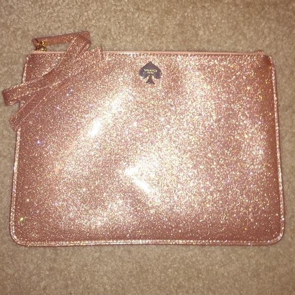 kate spade Handbags - Kate Spade clutch/ iPad case