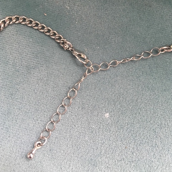 Necklace - Picture 3 of 4