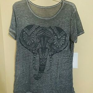 Elephant pocket tee