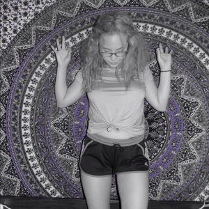 Meet your Posher, Lily