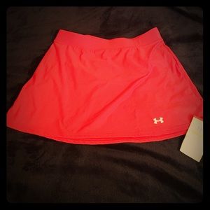 Under Armour Red Tennis skirt, with tag. Size SM