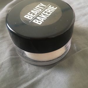 Beauty Bakerie Waterproof lipstick remover pads