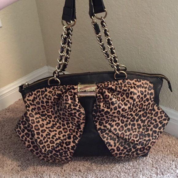 Stunning Betsey Johnson Purse!!!