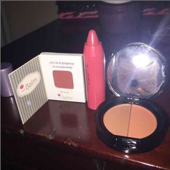 Ipsy Makeup Bundle! - Picture 4 of 4