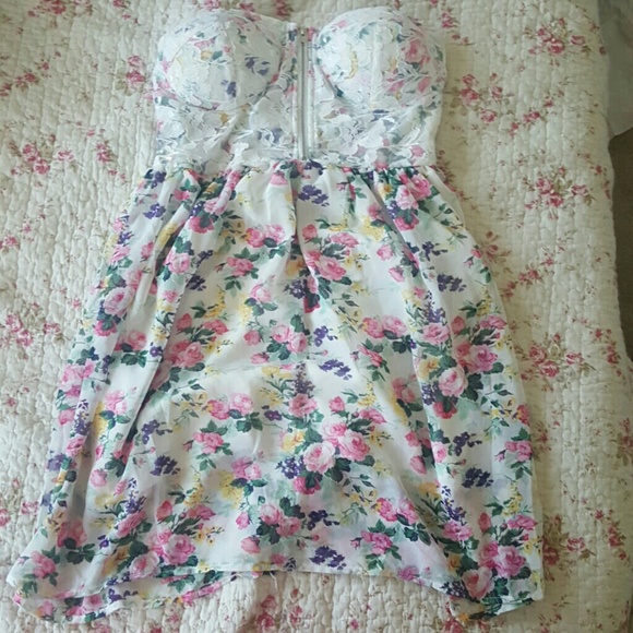 Medium dress