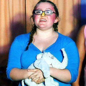 Meet your Posher, Felicity