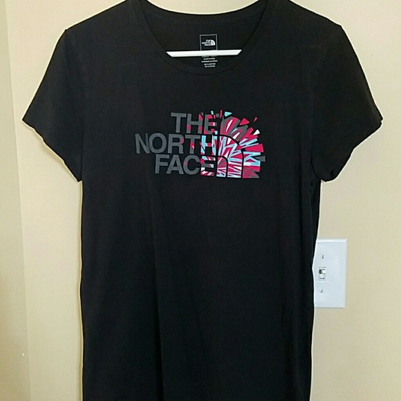 North Face tee