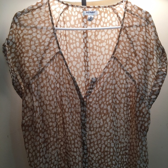 Sheer tan/cream print button down blouse