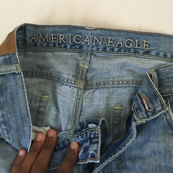 American Eagle light blue jeans - Picture 2 of 4
