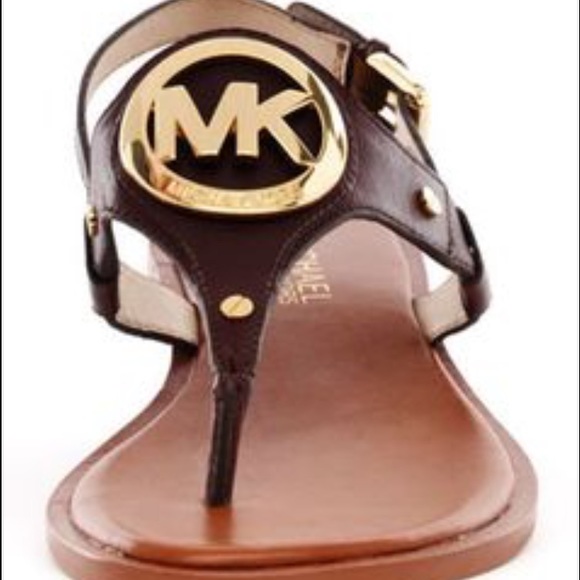 Micheal Kors back leather thong flat sandals