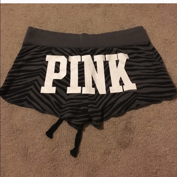 PINK Shorts Sleep Cute Leopard