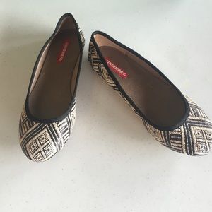 Shoes, black and cream print flats 6.5