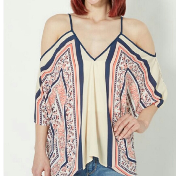 Floral Flowy Shirt with Lace Back size Large - Picture 2 of 4