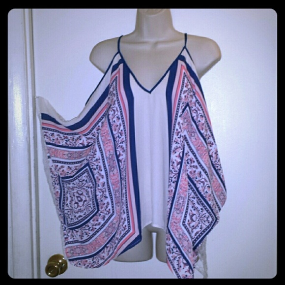 Floral Flowy Shirt with Lace Back size Large - Picture 4 of 4