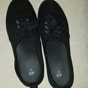 H&M Brand New Black Sneaker Flats