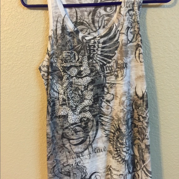 Razor back tank