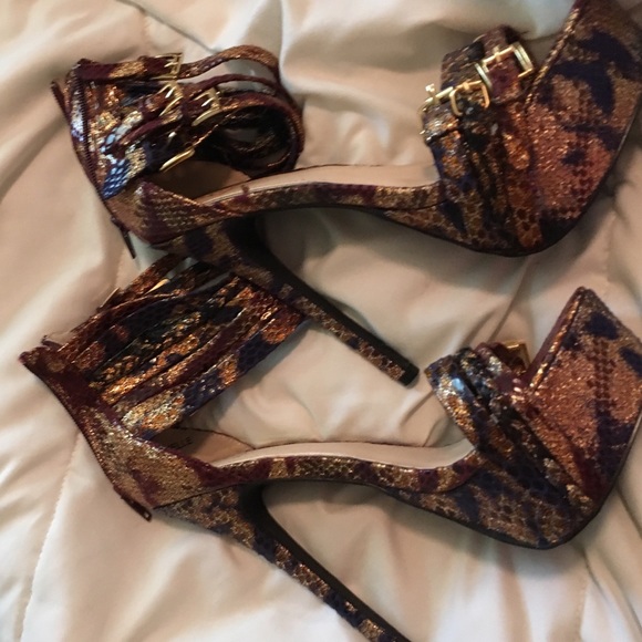 Scene by Shoedazzle platforms