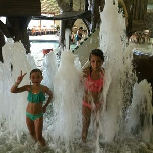 Meet your Posher, Shelly