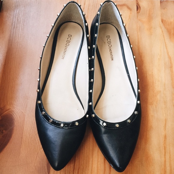 Bcbgeneration black studded flats
