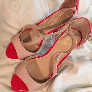 Signature by Shoedazzle pumps