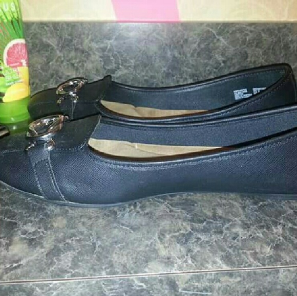 Black flats