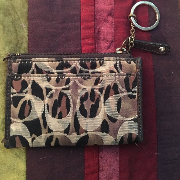 Coach Keyfob - Picture 2 of 2