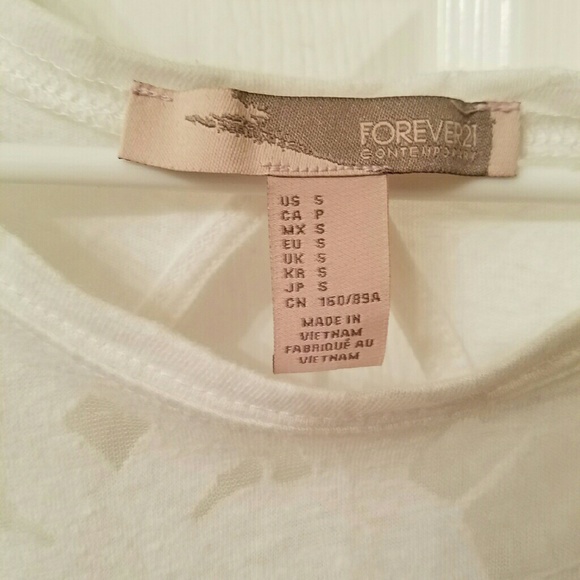 White forever 21 tee - Picture 4 of 4