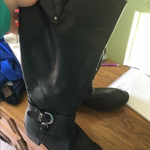 Black Boots