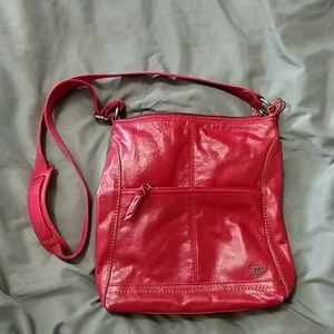 Sak strawberry pink Iris shoulder bag