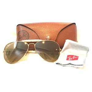 Authentic gold Ray-Ban Aviators with cream accents