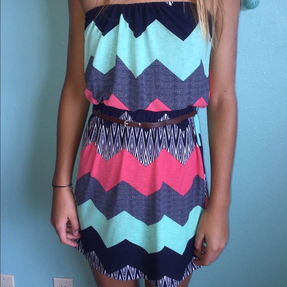 Strapless chevron dress - Picture 1 of 2