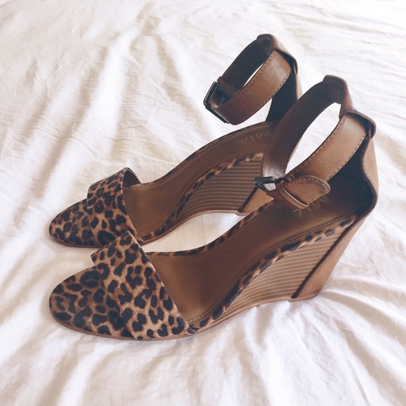 MIA Leopard Heels - Picture 2 of 4