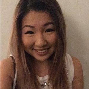 Meet your Posher, Leanna