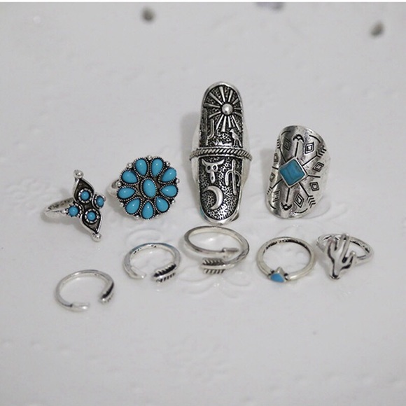 BOHO Southwest 9 Ring Set with Turquoise - Picture 2 of 3