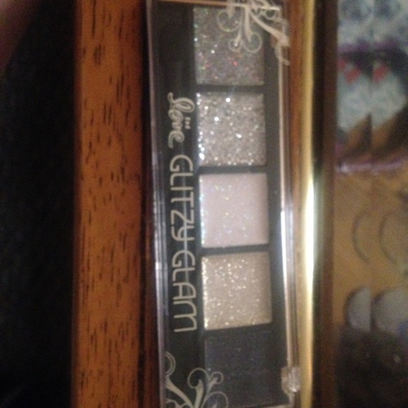 Love Glitzy Glam 5 color Palette Rock n Roll - Picture 1 of 2