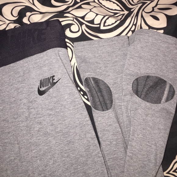 Grey Nike Leggings