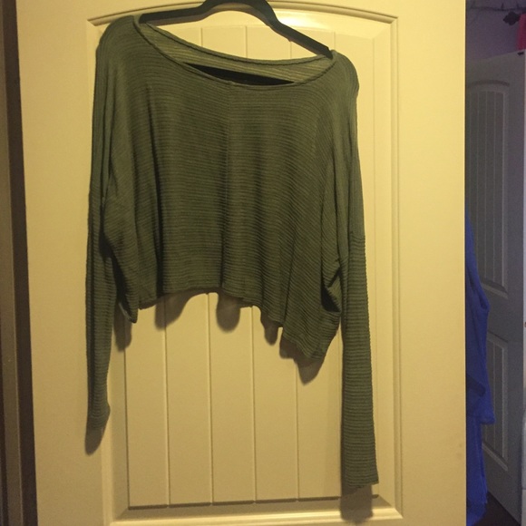 Green long sleeve mini crop - Picture 2 of 4