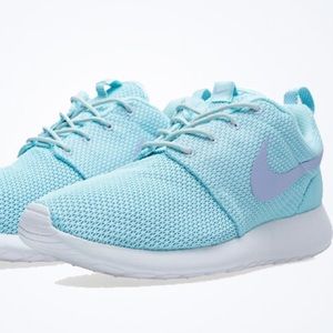 ISO Nike Roshe Run