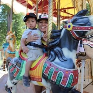 Meet your Posher, Charmian