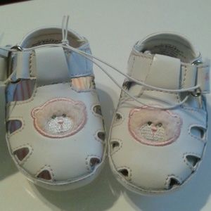 BabyGUND Girl shoes  Size 0