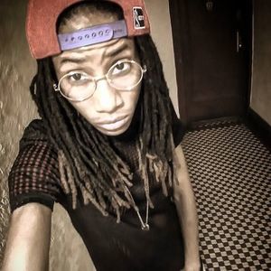 Meet your Posher, Anasa