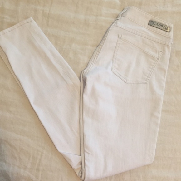 LIKE NEW Express White Denim Skinny Jean Leggings